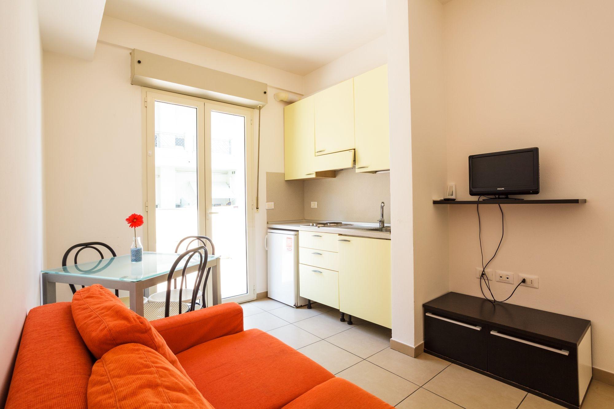 Residence Roxy Misano Adriatico Bagian luar foto