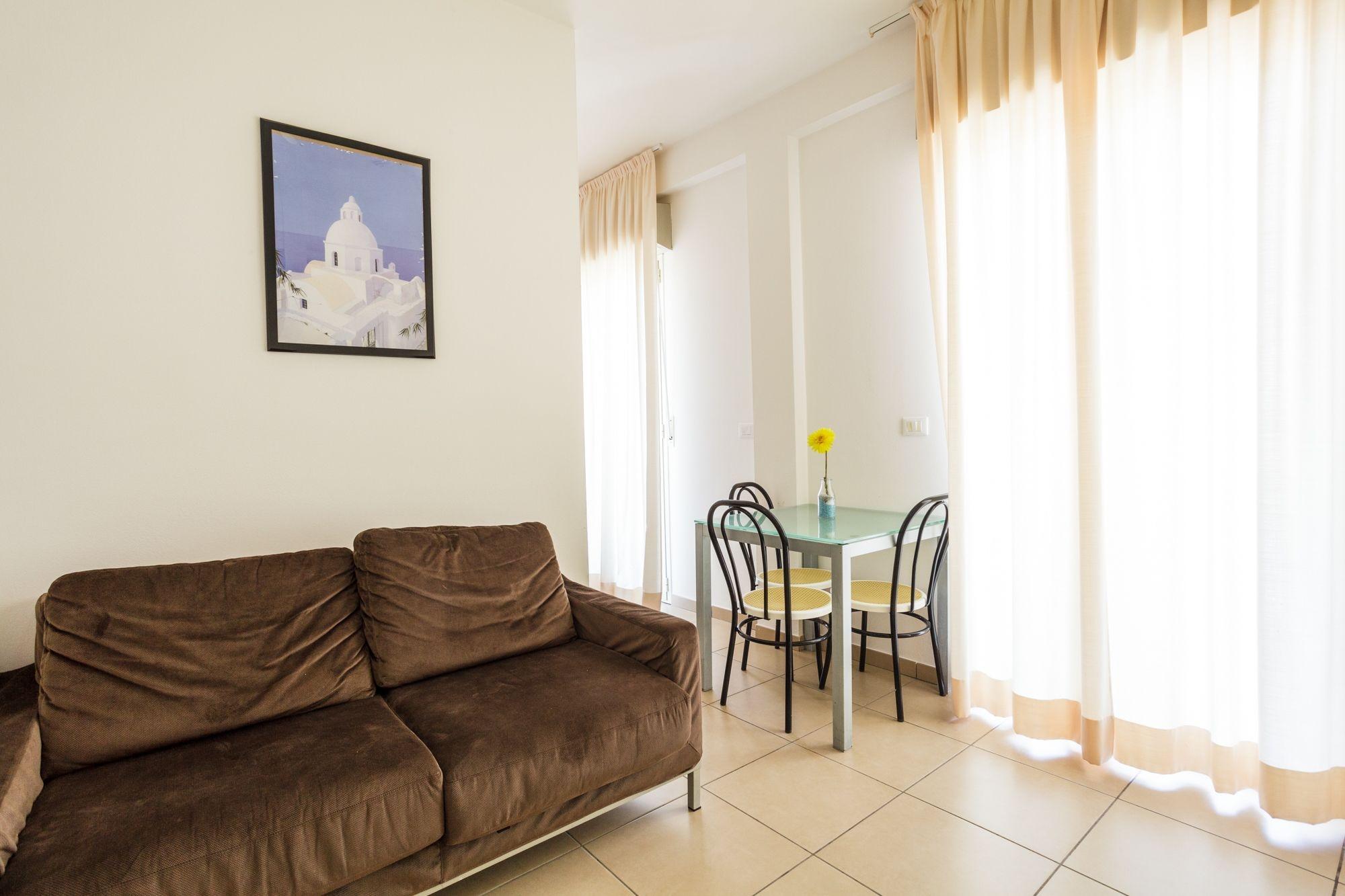 Residence Roxy Misano Adriatico Bagian luar foto